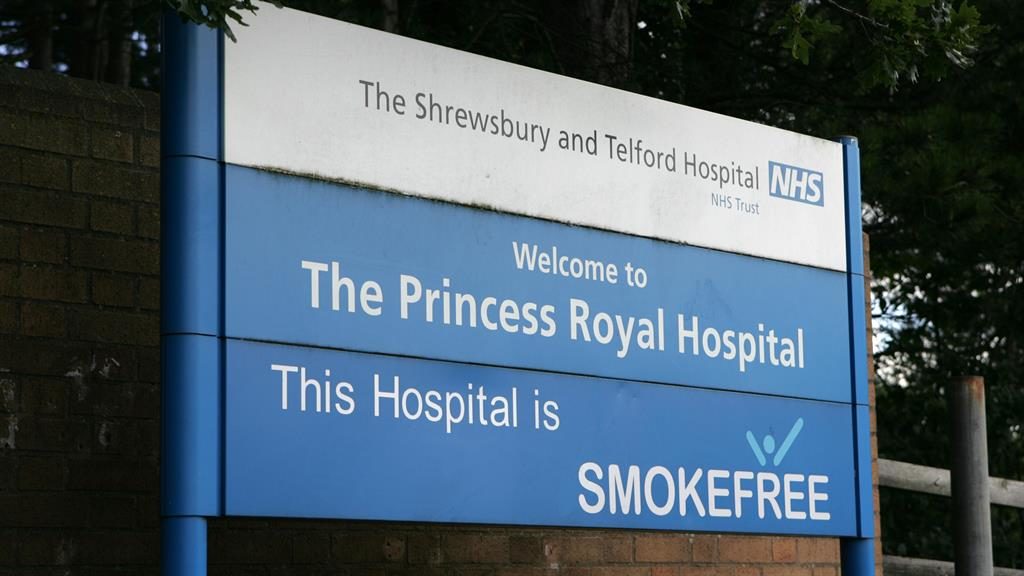 Review cases double to 200 at NHS trust in maternity scandal Metro Newspaper UK
