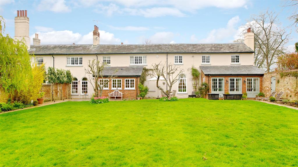 Milton Of Price Keynes In 3 House Bedroom Average