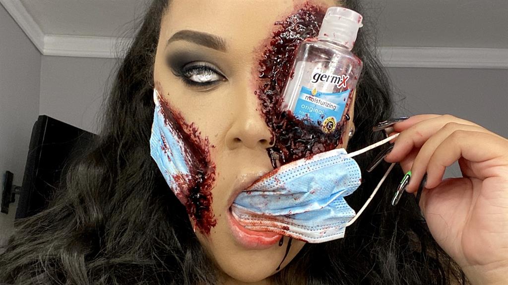 Make-up artist creates horrifying look for Halloween 2020 - Metro