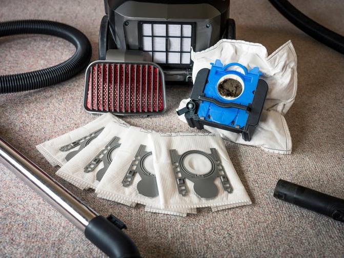 Made to filter dust: Vacuum cleaner bags are effective at catching virus-sized particles PICTURE: JONANDERSWIKEN/SHUTTERSTOCK